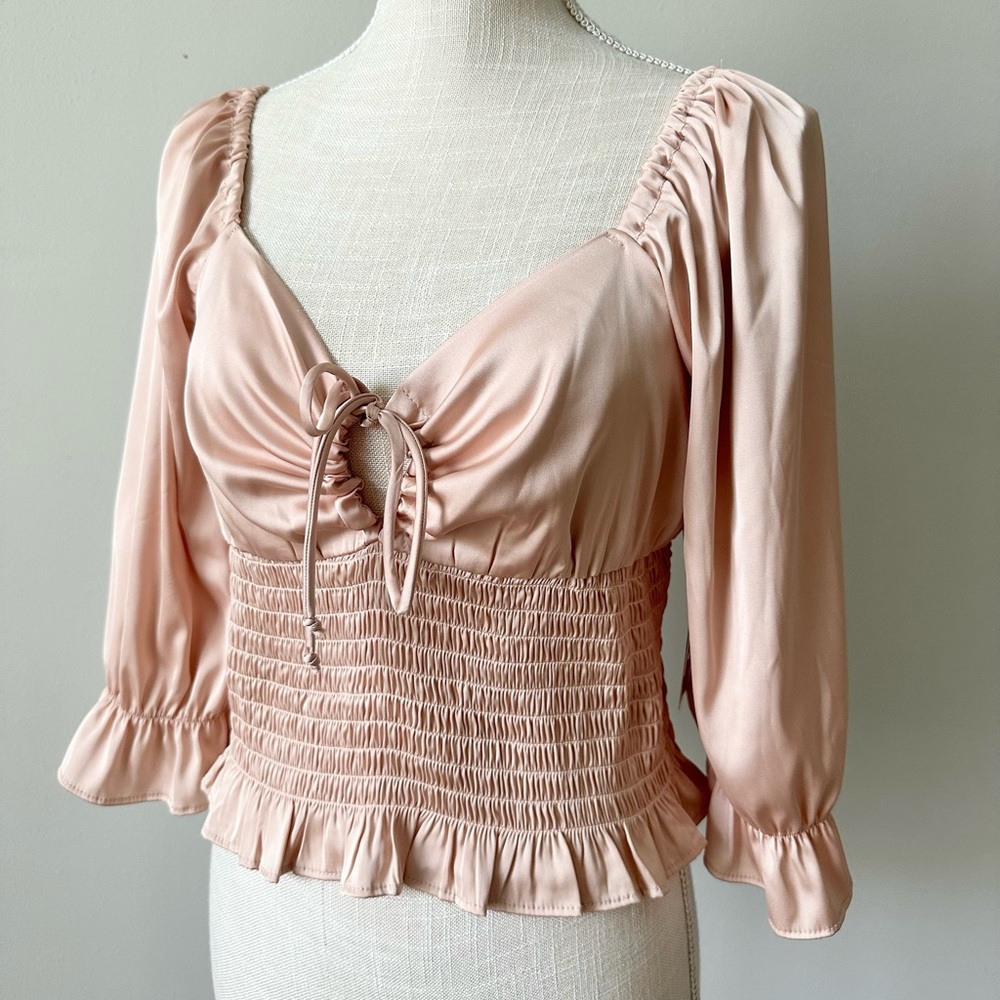 NWT Blush Silky Half Sleeve Keyhole Sexy Slim Elegant Crop Top- L